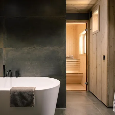Villa Fossen With Sauna And Jacuzzi Kviteseid